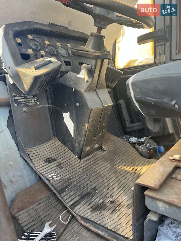 Дорожній каток Раскат ДУ 2005 в Теофіполі