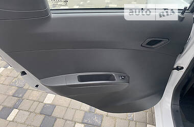 Хетчбек Ravon R2 2016 в 
