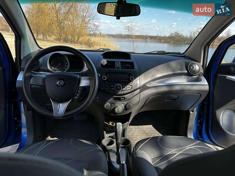 Хетчбек Ravon R2 2017 в Краснограді