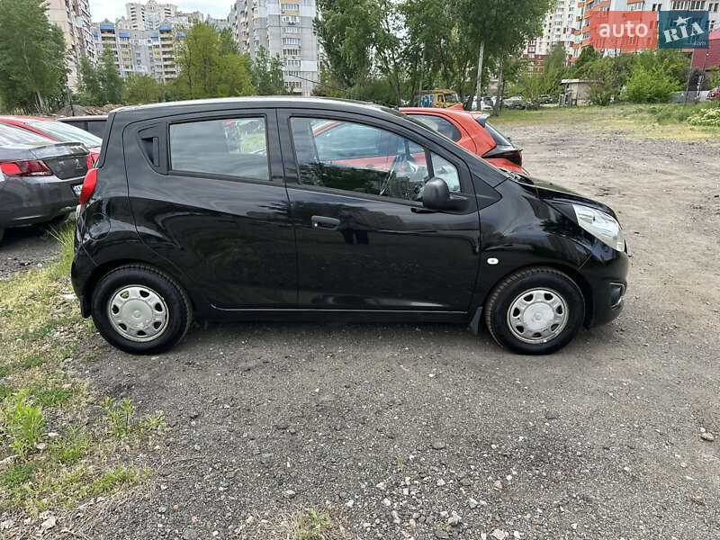 Хетчбек Ravon R2 2016 в 