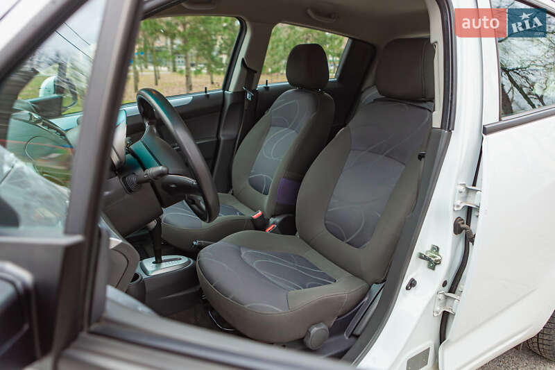 Хетчбек Ravon R2 2016 в Дніпрі