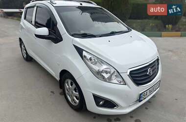 Хэтчбек Ravon R2 2017 в 
