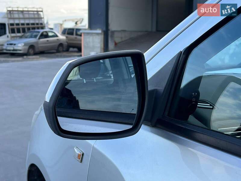 Седан Ravon R4 2017 в Львове