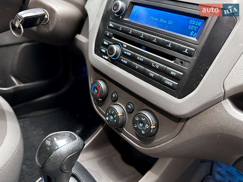 Седан Ravon R4 2017 в Киеве фото 45 Седан Ravon R4 2017 в Киеве