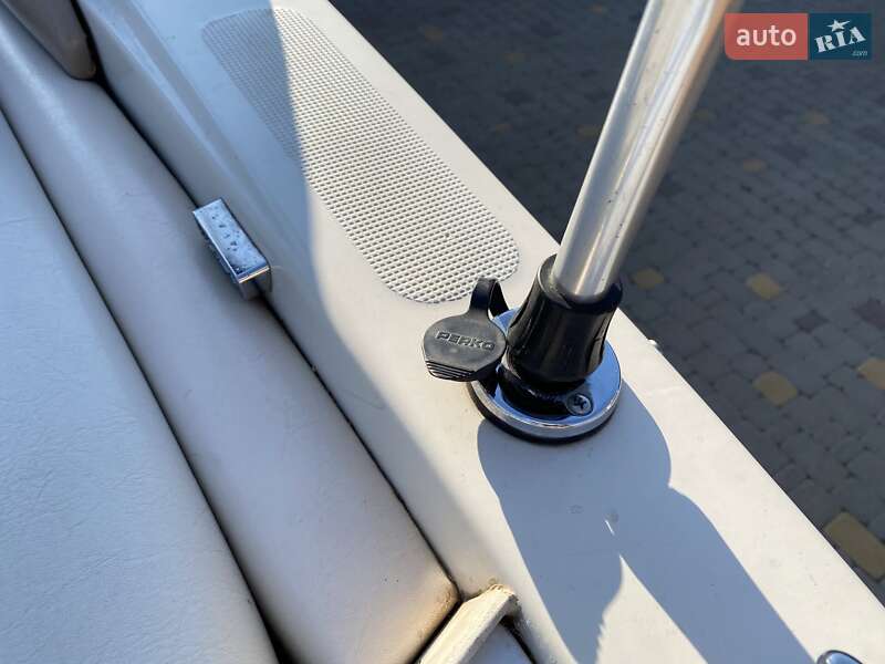 Катер Regal 2150 2001 в Киеве