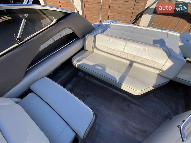 Катер Regal 2150 2001 в Киеве