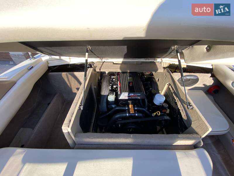 Катер Regal 2150 2001 в Киеве
