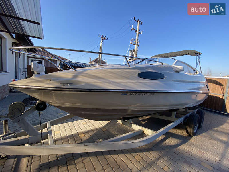 Катер Regal 2150 2001 в Киеве