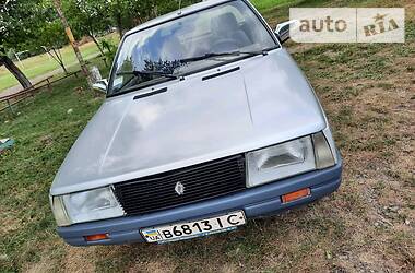 Хэтчбек Renault 11 1986 в Черновцах