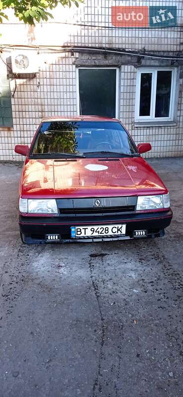Хетчбек Renault 11 1987 в Кривому Розі