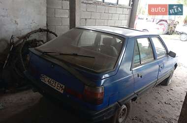 Хэтчбек Renault 11 1985 в Зборове