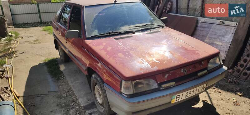 Хетчбек Renault 11 1987 в Полтаві