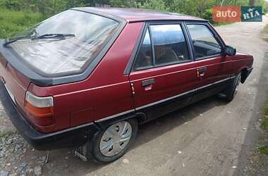 Хэтчбек Renault 11 1989 в Житомире