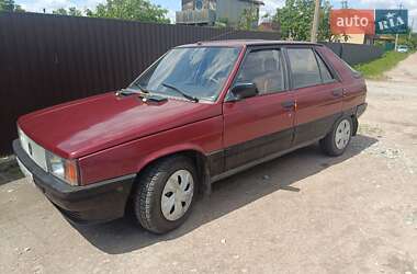 Хэтчбек Renault 11 1989 в 