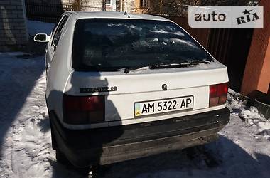 Хэтчбек Renault 19 1990 в Звягеле