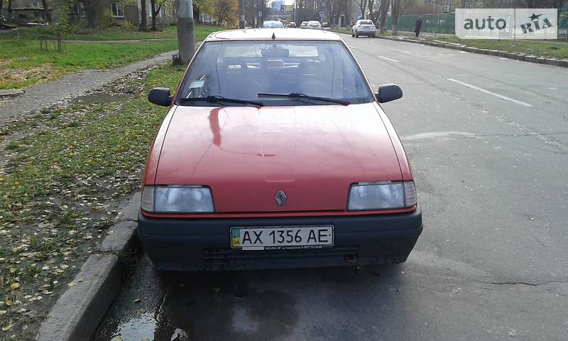 Renault 19 1991 року