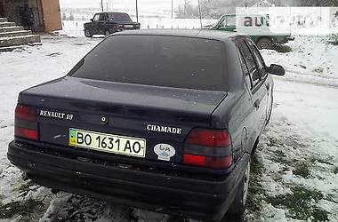 Седан Renault 19 1991 в Тернополе