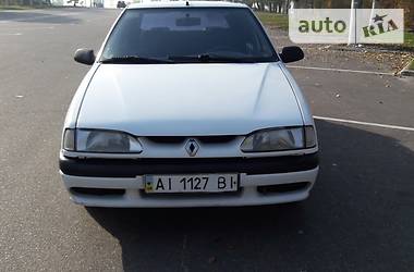 Седан Renault 19 1995 в Вышгороде