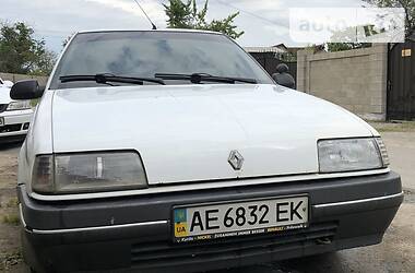Хэтчбек Renault 19 1990 в Каменском
