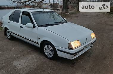 Хетчбек Renault 19 1990 в Нікополі