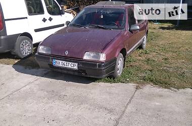 Хэтчбек Renault 19 1989 в Изяславе