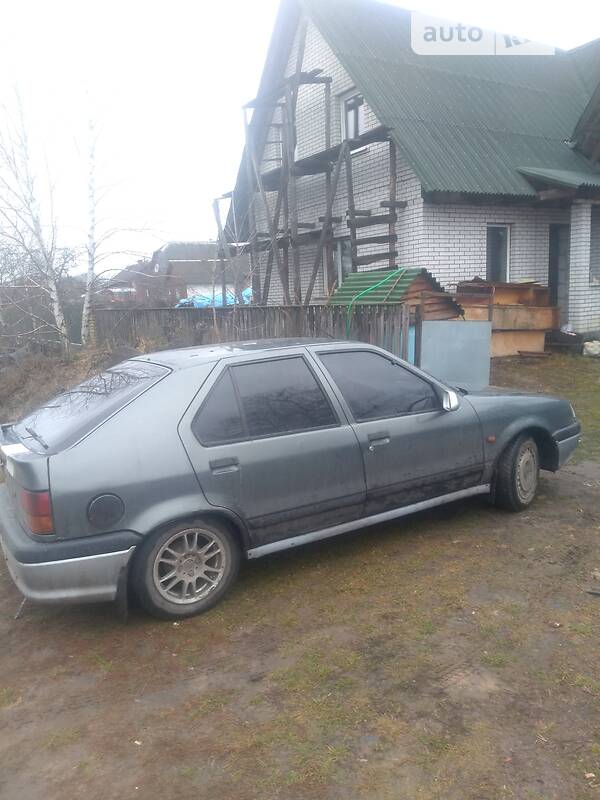 Renault 19