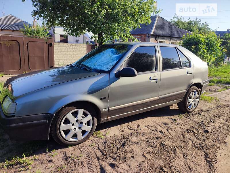 Хэтчбек Renault 19 1990 в Харькове