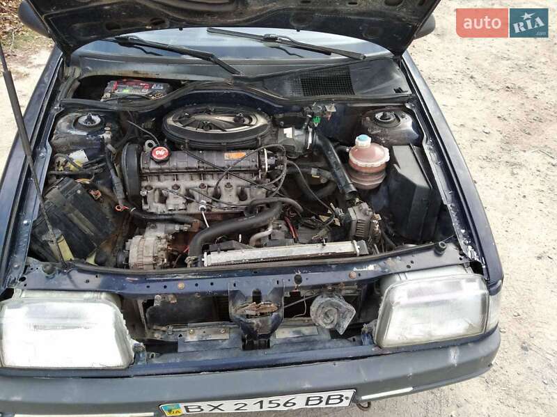 Седан Renault 19 1990 в Хмельницком