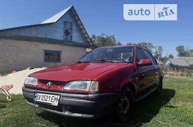 Седан Renault 19 1993 в Теофиполе