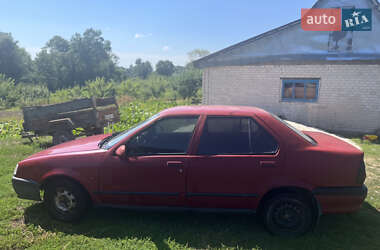Седан Renault 19 1993 в Теофиполе