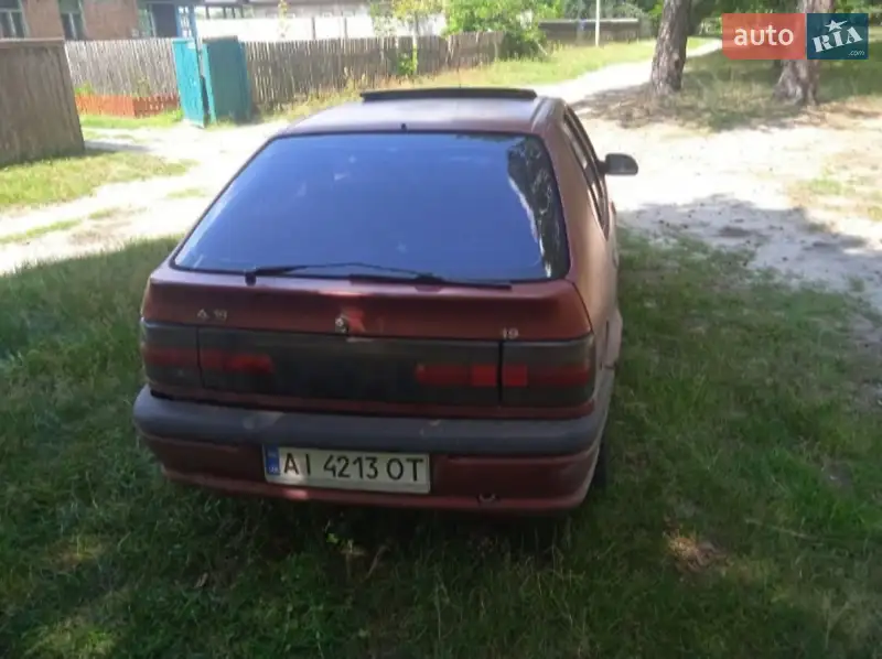 Renault 19