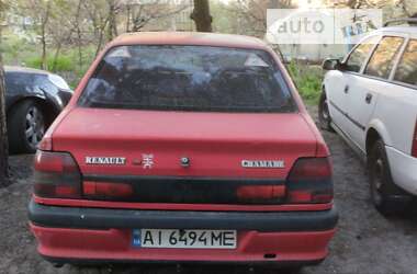 Седан Renault 19 1990 в Вышгороде