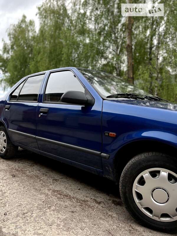 Хетчбек Renault 19 1998 в Острозі