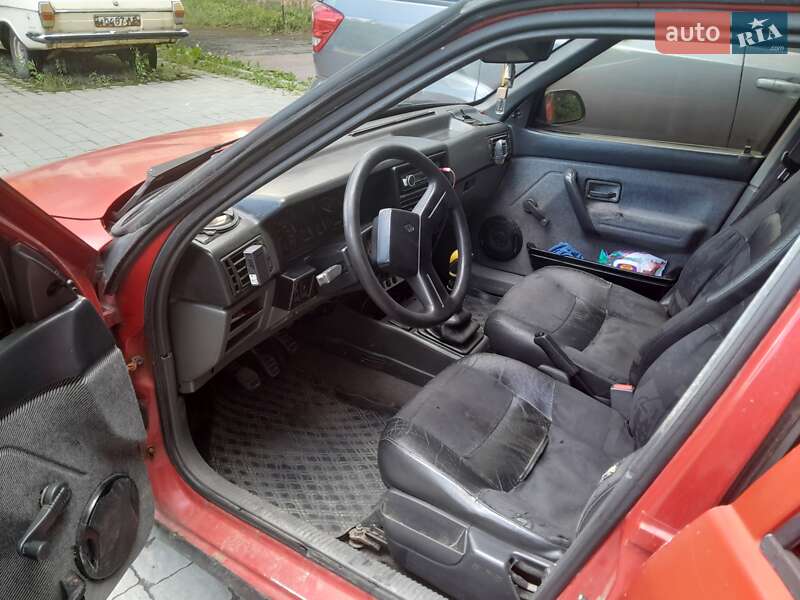 Хэтчбек Renault 19 1991 в Львове