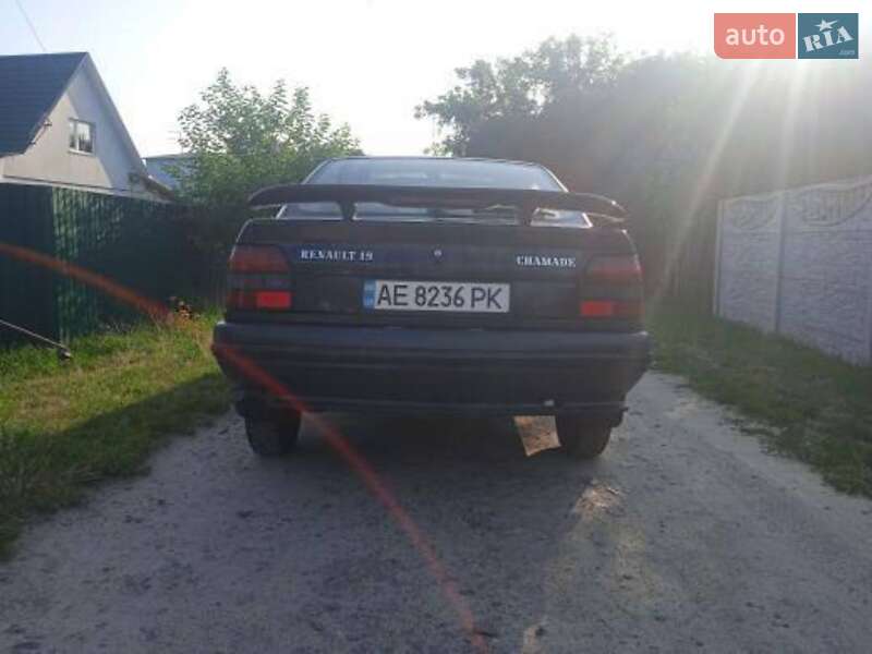 Седан Renault 19 1991 в Киеве фото 2 Седан Renault 19 1991 в Киеве