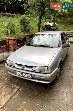 Седан Renault 19 1992 в Львові