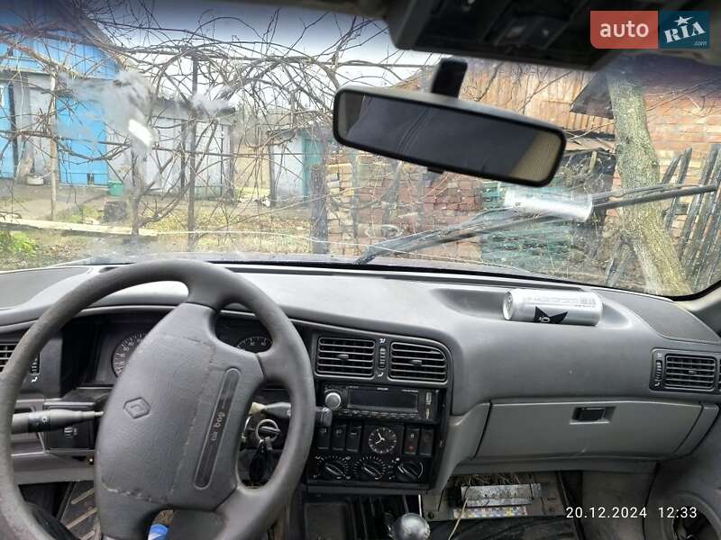 Хетчбек Renault 19 1992 в Соболівці
