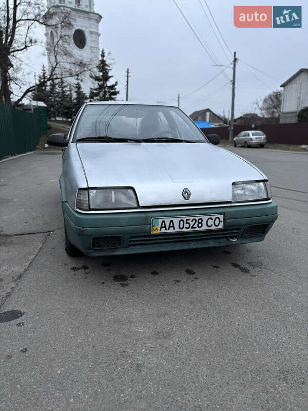 Хэтчбек Renault 19 1991 в Киеве