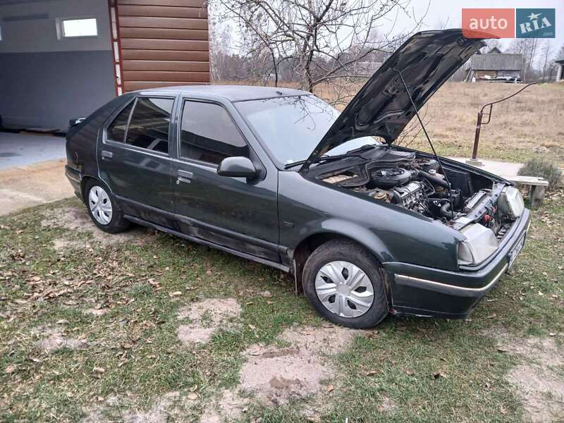 Хэтчбек Renault 19 1991 в Вараше