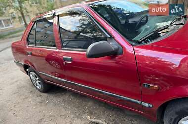 Седан Renault 19 1999 в 