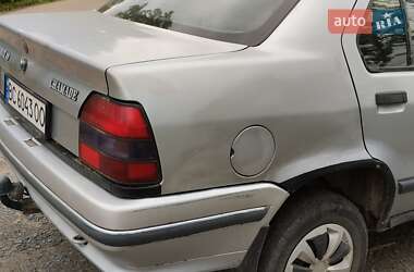 Седан Renault 19 1992 в 
