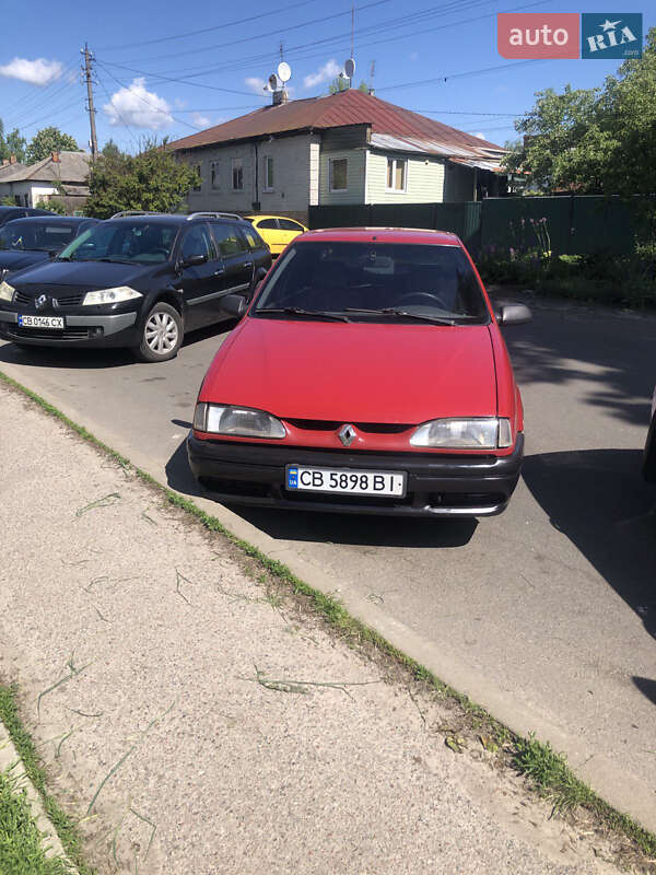 Седан Renault 19 1993 в Борзні