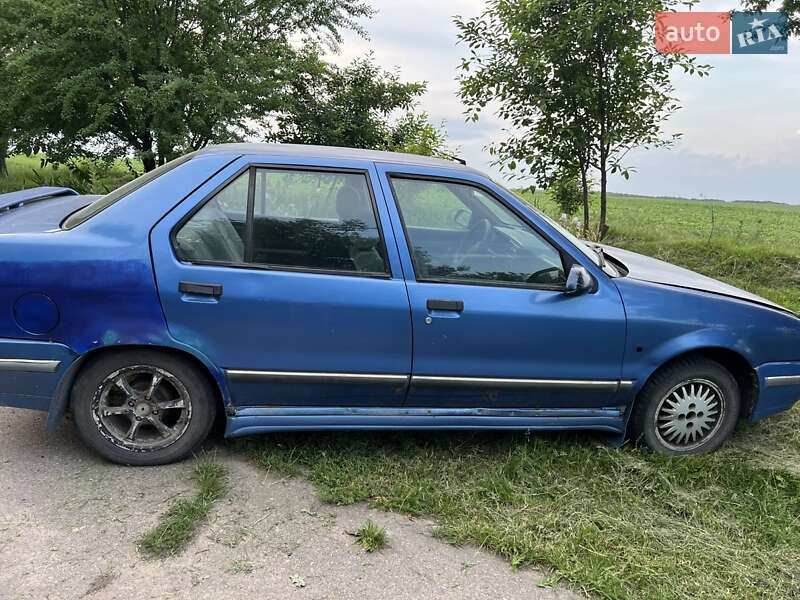 Седан Renault 19 1990 в Фастове