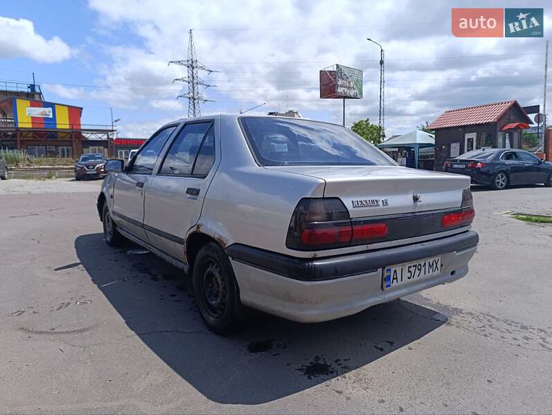 Седан Renault 19 1993 в Білій Церкві
