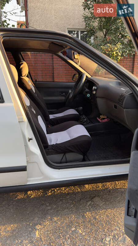 Седан Renault 19 1996 в Измаиле