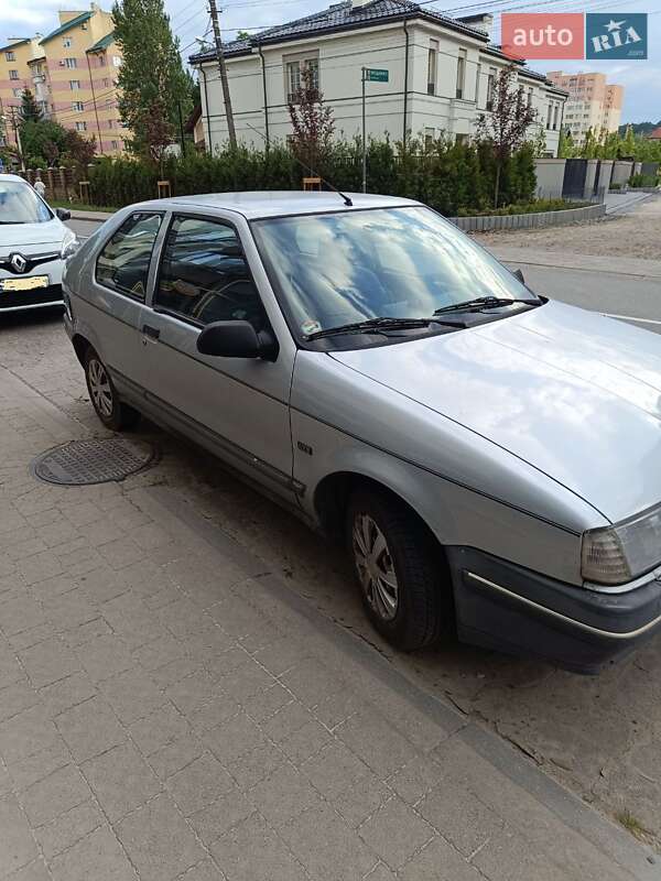 Renault 19 1992