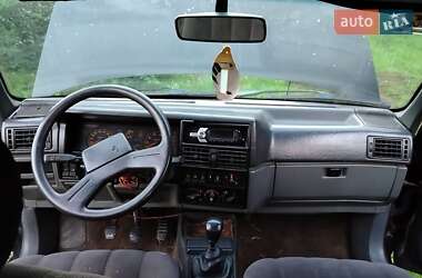 Хэтчбек Renault 19 1989 в Долине