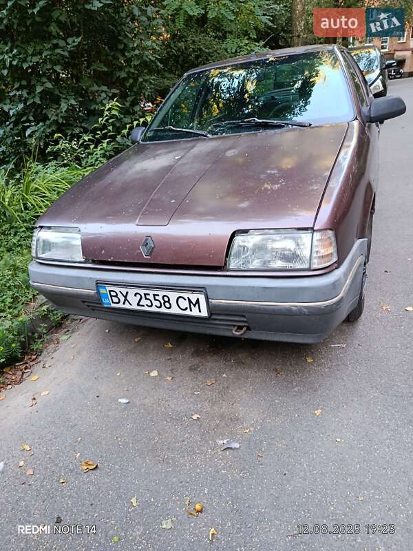 Седан Renault 19 1992 в Хмельницком