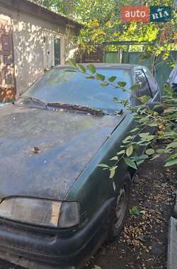 Седан Renault 19 1996 в 