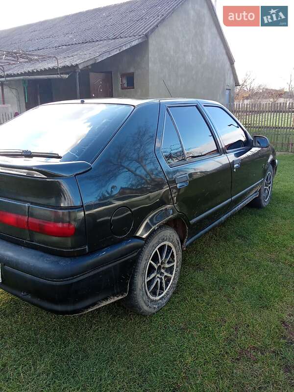 Хэтчбек Renault 19 1995 в Львове